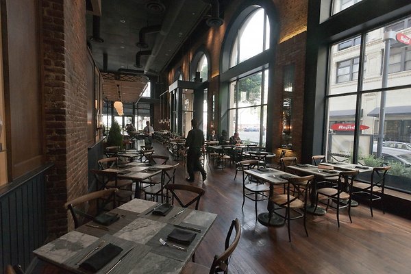 res ARTISAN HOUSE DOWNTOWNLA 005120217
