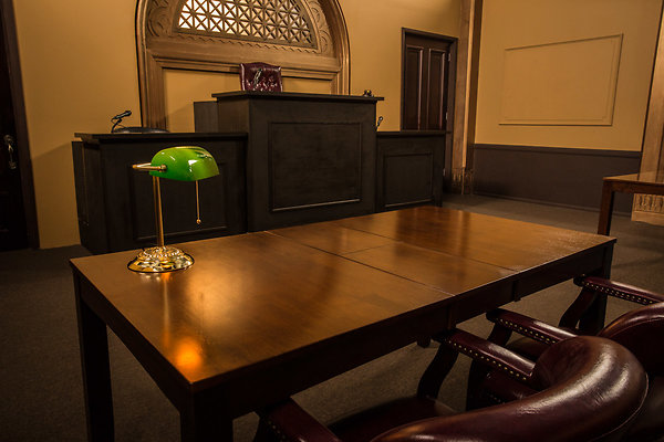 courtroom-standing-set-010