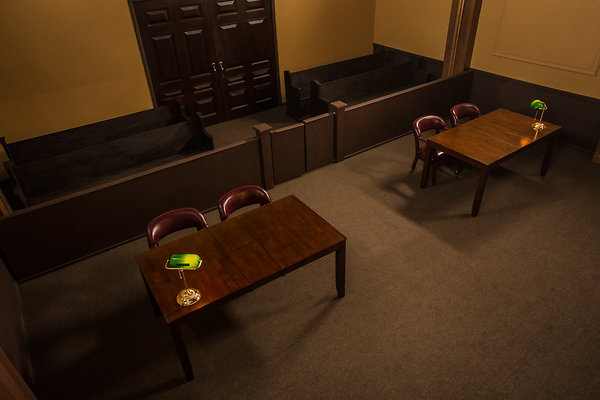 courtroom-standing-set-042
