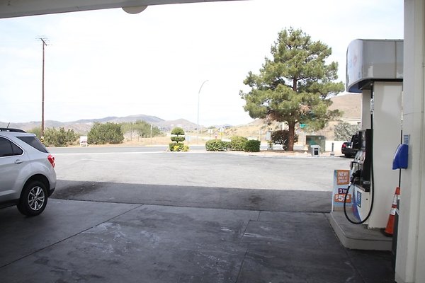 33488 Crown Valley Rd  Acton - 32