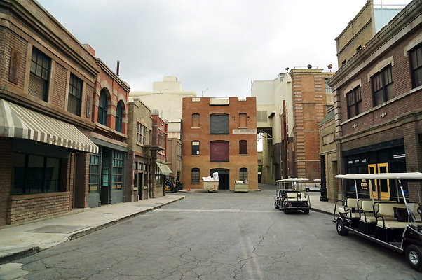 Paramount.Backlot.171