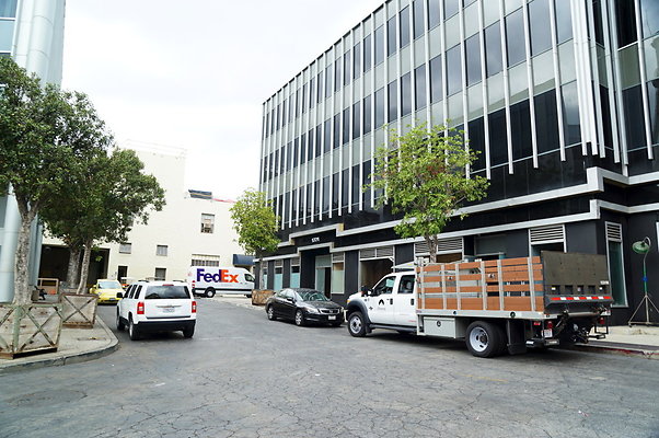 Paramount.Backlot.250