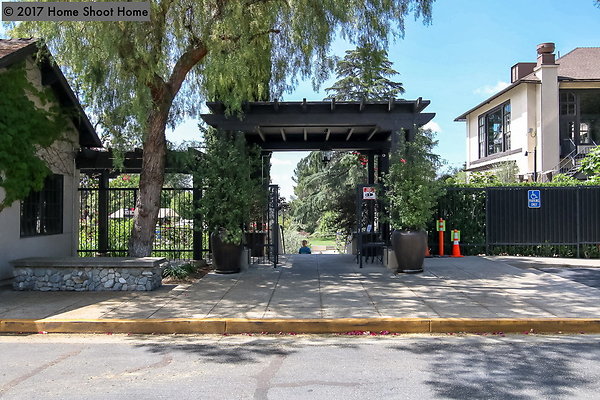 110pool-and-tennis-entrance