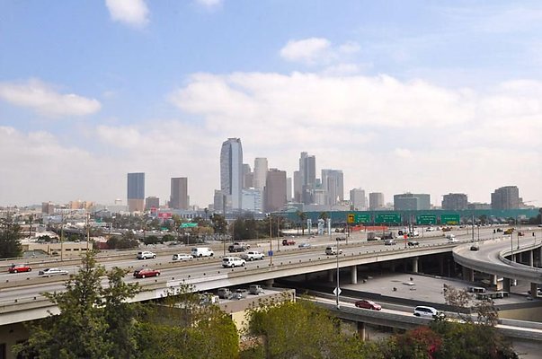 UNIVERSAL-9351-LA-74