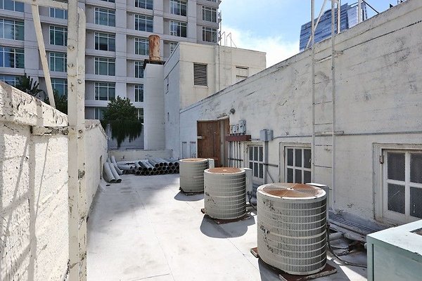 variety.ARTS.Theaters.DTLA.122