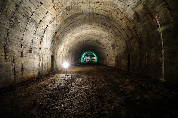 Subway.Tunnel.Key.Locos.45