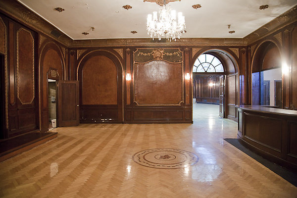 Los Angeles Theater 35