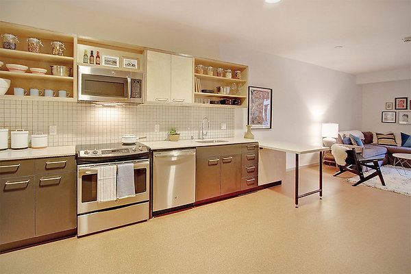 full-kitchen-inside-new-2-bedroom-apartment-29-XL