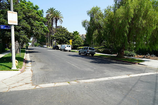 VIctoria Ave.North. 04