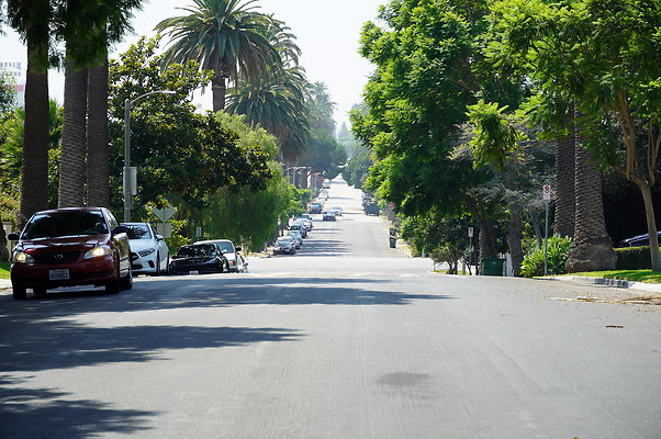 VIctoria Ave.North. 17