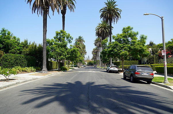 VIctoria Ave.North. 20