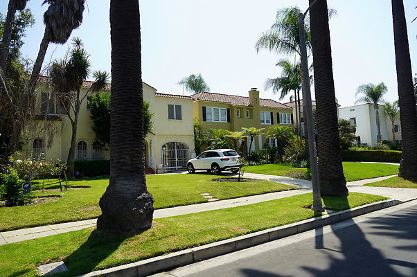 VIctoria Ave.North. 29
