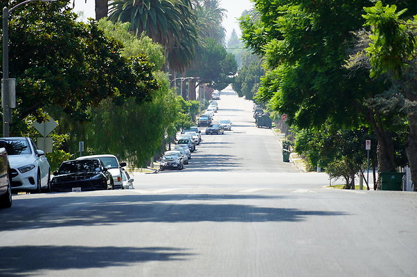 VIctoria Ave.North. 18