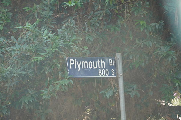 Plymouth.800.North-Wilshire
