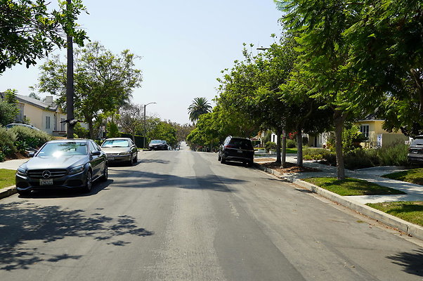 Plymouth.Ave.North. 30