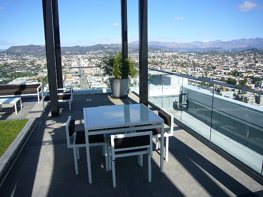 Mercury.Rooftop.Pool.Ktown.25