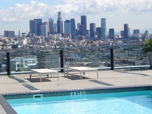 Mercury.Rooftop.Pool.Ktown.09