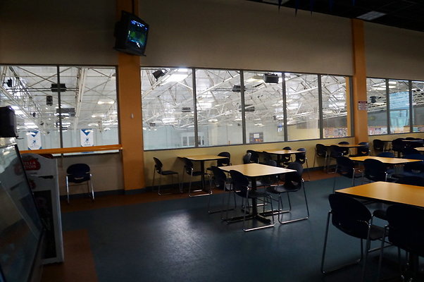Ice.Station.Valencia.131
