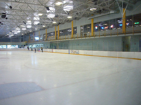 Ice.Station.Skate.Rink.Valencia48