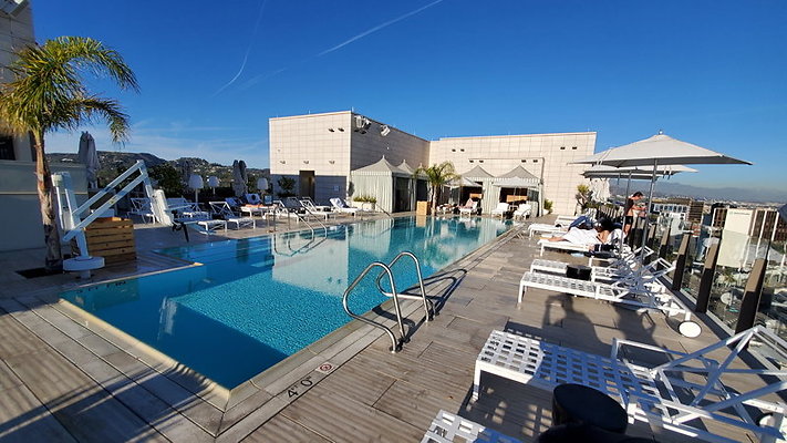 Waldorf.BH.Pool.05