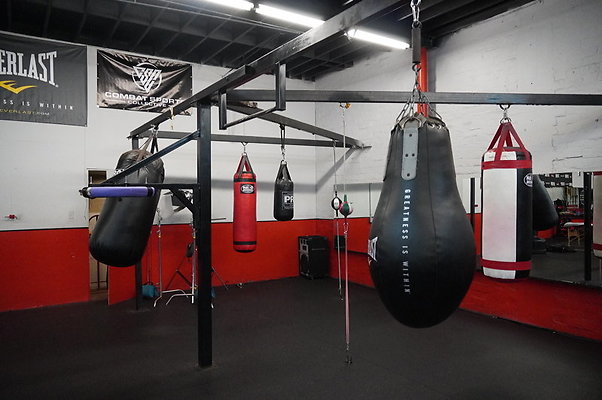 Knock.Out.Box.So.Gate.052