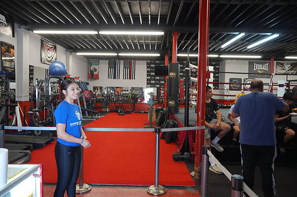 Knock.Out.Box.So.Gate.023