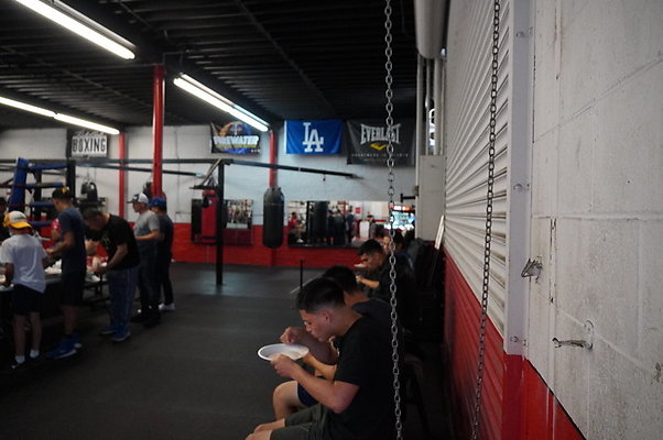 Knock.Out.Box.So.Gate.076