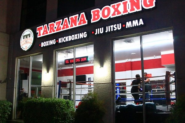 tarzana.Boxing.06