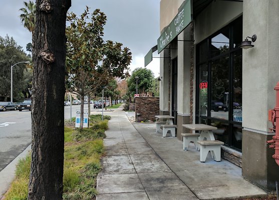 Charlies Coffee - S. Pas