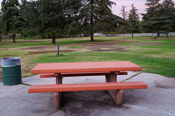Woodley.Park.05