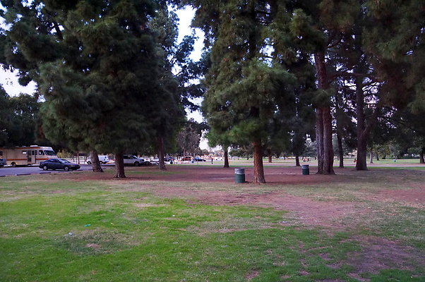 Woodley.Park.25