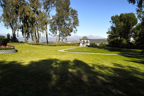 Ike Gazebo Grass.02 Ike Gazebo Grass.02