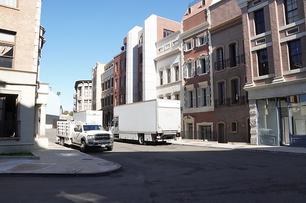 Paramount.B-Lot.Jan.2023.087