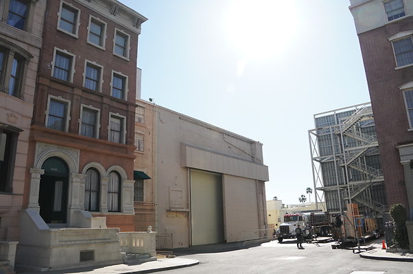 Paramount.B-Lot.Jan.2023.100
