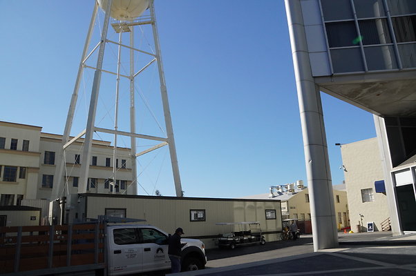 Paramount.B-Lot.Jan.2023.074