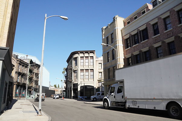 Paramount.B-Lot.Jan.2023.056