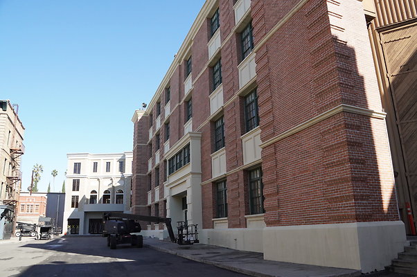 Paramount.B-Lot.Jan.2023.112