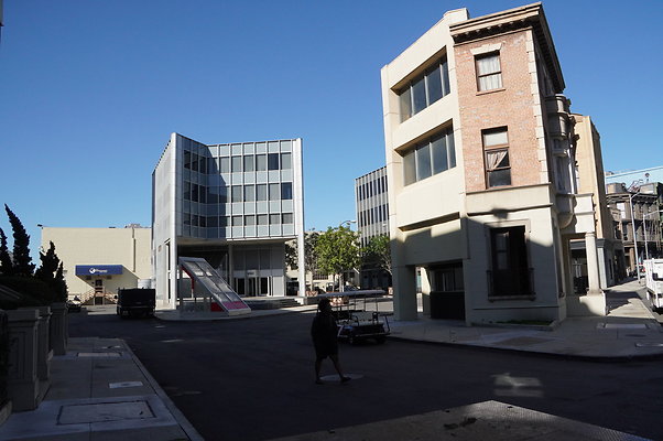 Paramount.B-Lot.Jan.2023.089