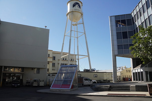 Paramount.B-Lot.Jan.2023.062
