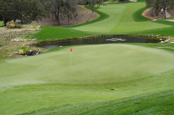 Sherwood.CC.Hole 18.050