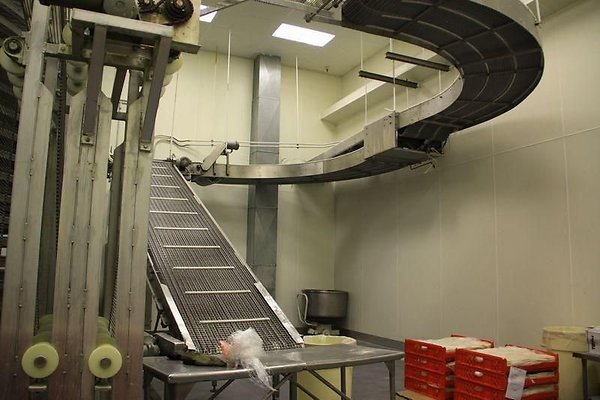 UNIVERSAL-8794-CARSON-60