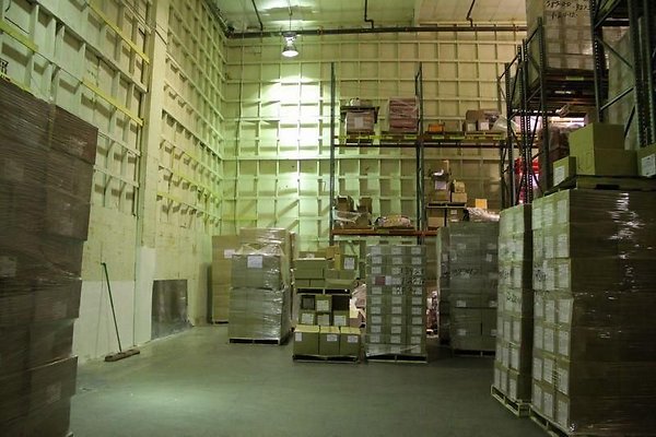 UNIVERSAL-8794-CARSON-64 UNIVERSAL-8794-CARSON-64