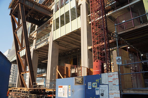 Clark Consrtuctino.Ave.Stars.Cent.City.10