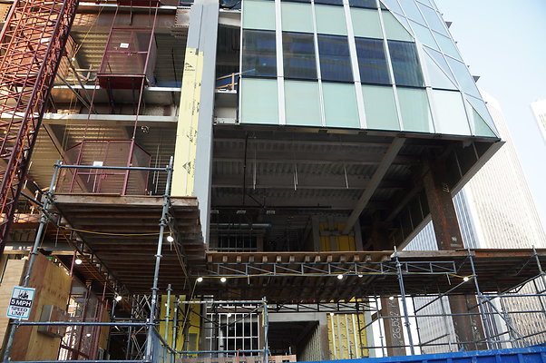 Clark Consrtuctino.Ave.Stars.Cent.City.11