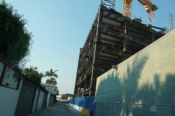 Construct-San.Vincente Orange Grove.Mid.City.01