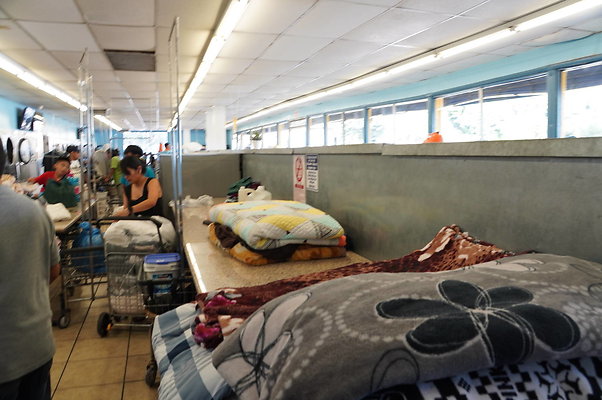24.Hr.Coin Laundry.15