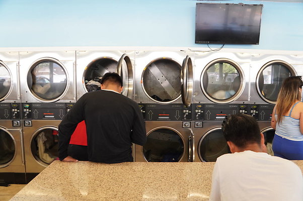 24.Hr.Coin Laundry.34