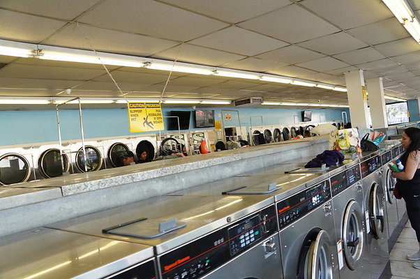 24.Hr.Coin Laundry.21