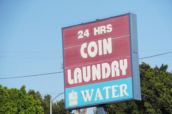 24.Hr.Coin Laundry.101 hero